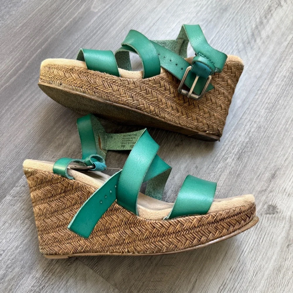 Daytrip Wedge Heel Sandals Women’s 9 Green Jute Used Worn
